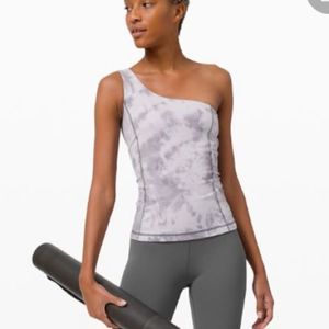 lululemon cold shoulder tank